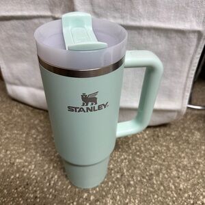 Stanley 30oz Quencher